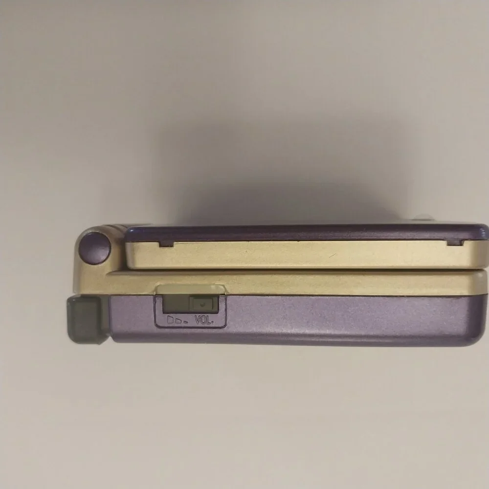 Nintendo Game Boy SP 101